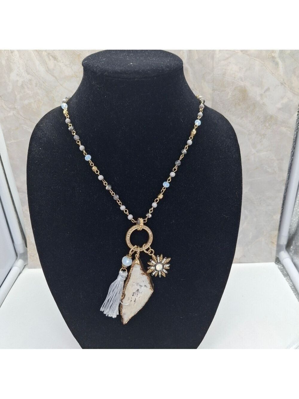 Cato 1946 32" long boho necklace